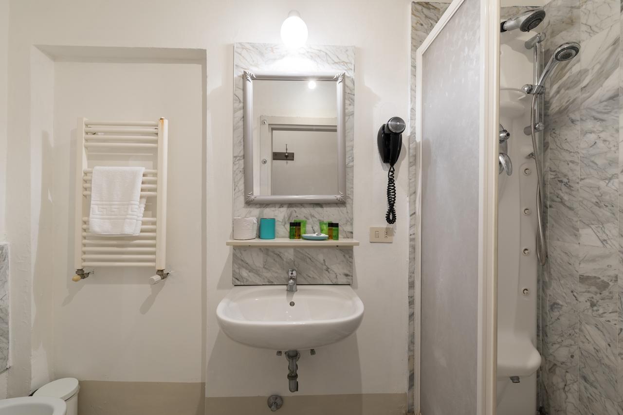 F7 - Santa Croce One Bedroom Flat For 2 Or 3 Guests Флоренция Екстериор снимка
