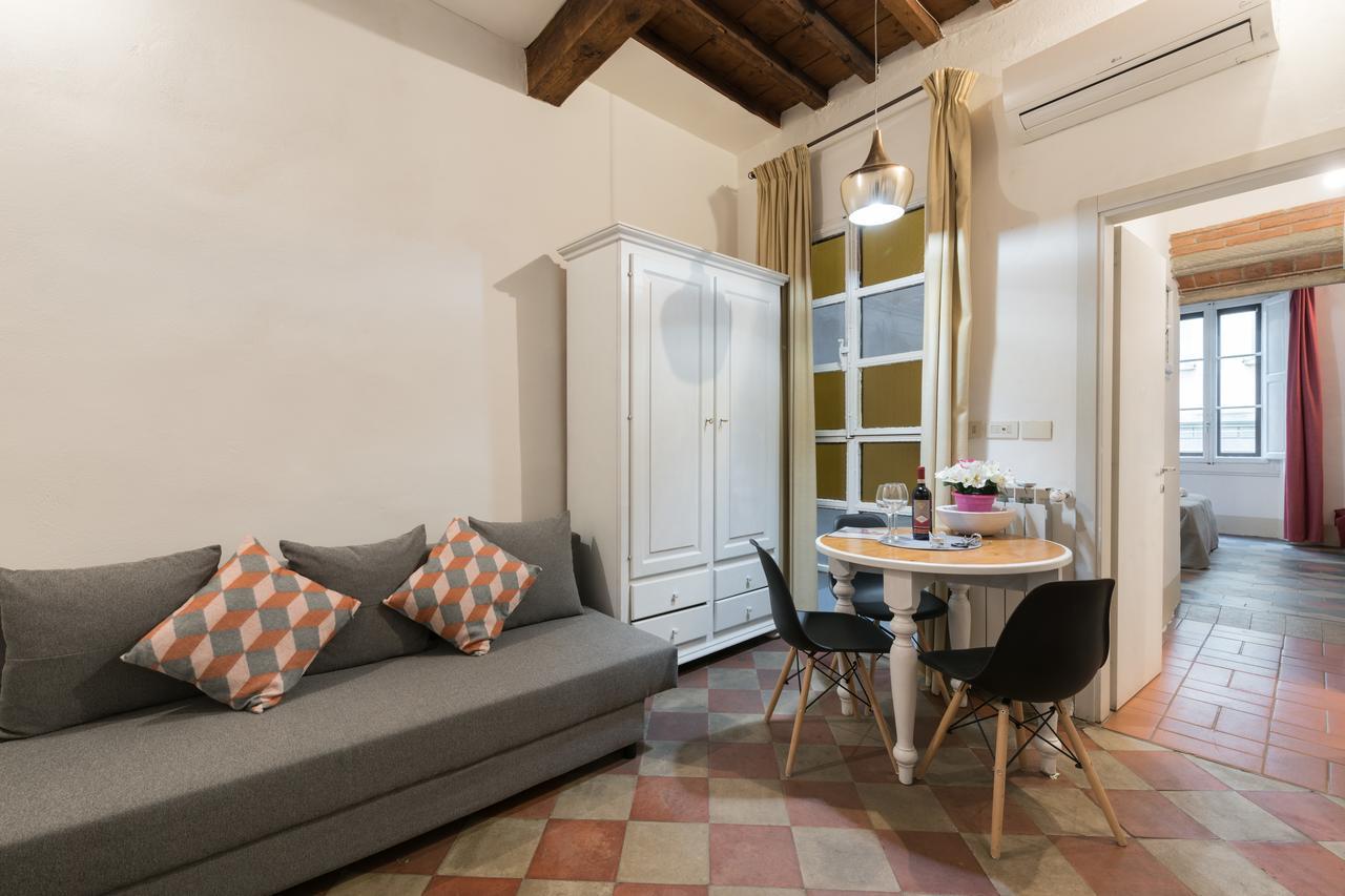 F7 - Santa Croce One Bedroom Flat For 2 Or 3 Guests Флоренция Екстериор снимка