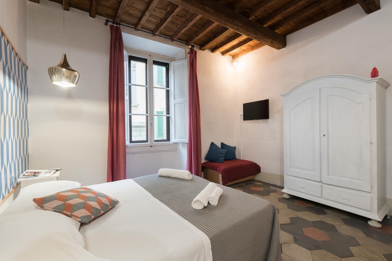 F7 - Santa Croce One Bedroom Flat For 2 Or 3 Guests Флоренция Екстериор снимка
